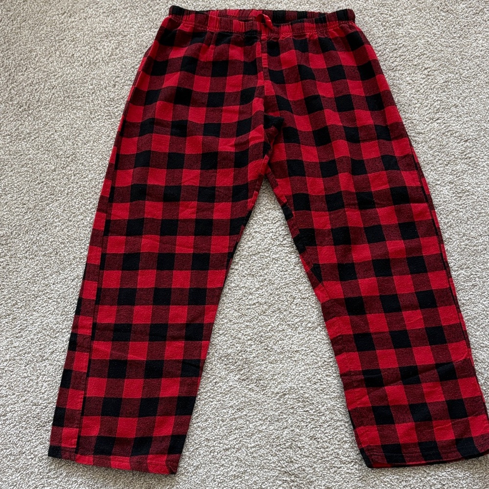 Red and Black Women’s Plaid Lounge Pants